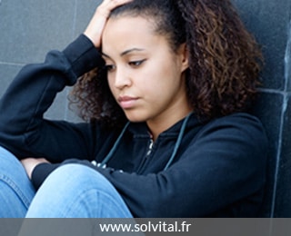 La luminothérapie comme mono-traitement de la dépression non saisonnière chez 27 adolescents