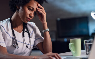 Comment la luminothérapie améliore vos conditions de travail de nuit